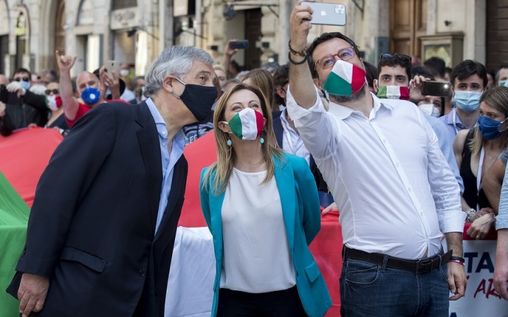 Talianska opozícia v Deň republiky protestovala proti Conteho vláde