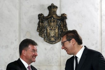 Vučič s Lajčákom rokovali o vzťahoch medzi Srbskom a Prištinou