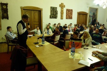 Slováci boli za komunizmu odvážnejší ako Česi, zrejme kvôli kresťanstvu