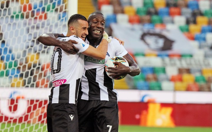 Juventus prehral v Udine 1:2, majstrovské oslavy musí ešte odložiť