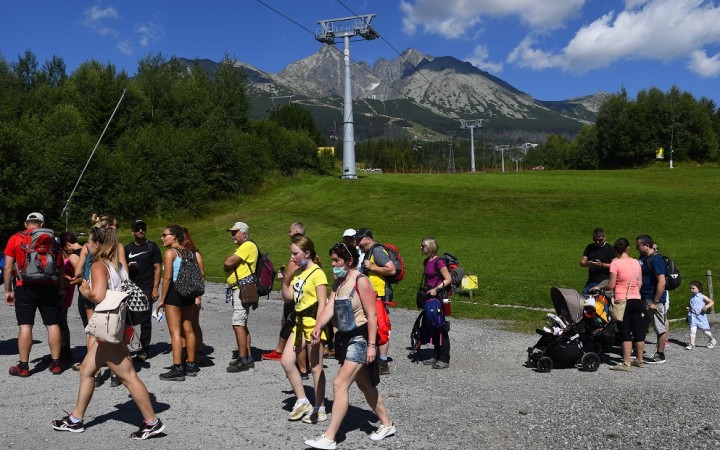 Štatistiky zatiaľ nepotvrdzujú, že Vysoké Tatry sú preplnené turistami