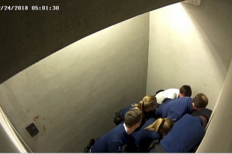 Belgický parlament chce vyšetriť násilie voči Chovancovi na letisku v Charleroi