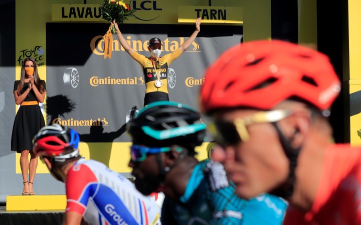 Van Aert vyhral 7. etapu, Sagan má opäť zelený dres