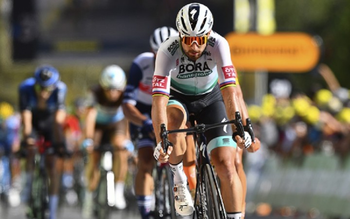 Švajčiar Hirschi vyhral 12. etapu, Sagan znížil manko o dva body