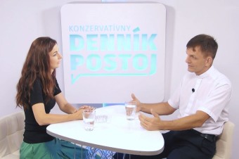 Nosenie rúška a prijímanie na ruku nie sú prejavy slabej viery 