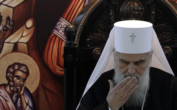 Jubilujúci srbský patriarcha dostal nečakaný dar, výsledky volieb v Čiernej Hore
