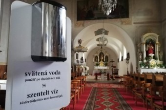 V kostole Ružencovej Panny Márie v obci Kostolná pri Dunaji (okres Senec) inštal