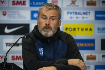 Tréner slovenskej futbalovej reprezentácie Pavel Hapal má koronavírus