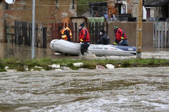 Povodňová situácia v meste Krompachy na Hornádskej ulici