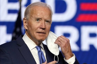 Prebudenie zo sna o Bidenovi