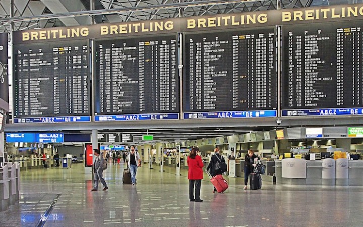 Na letisku vo Frankfurte zavládol strach, evakuovali časť pasažierov