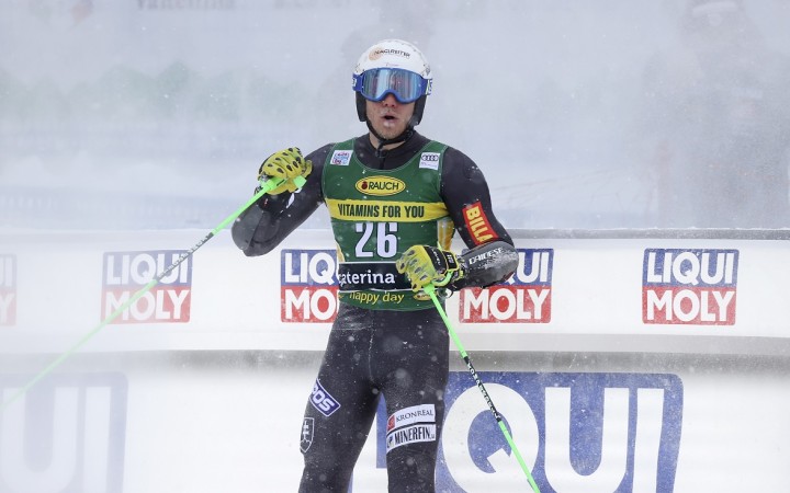 Adama Žampu trápi boľavý chrbát, rozhodol sa preto prerušiť súťažnú sezónu
