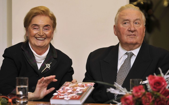 Vo veku nedožitých 90 rokov zomrela bývalá prvá dáma Emília Kováčová