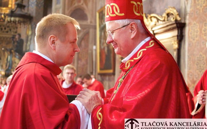 Rožňava: Generálny vikár Suchý skončil. Biskup Stolárik si vybral iných