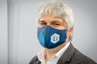 Hoci som sám veriaci človek a nedeľu si nedokážem predstaviť bez bohoslužby, pan