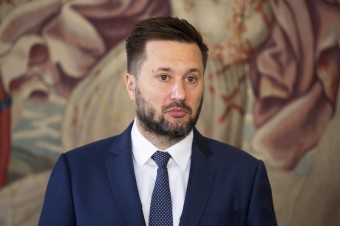 Vláda premárnila šancu mať zo samospráv spojencov proti covidu