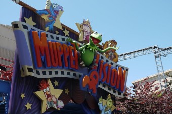 Rozprávkový seriál The Muppet Show rozširuje nevhodné stereotypy, tvrdí Disney