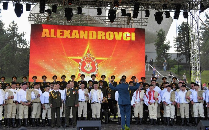 Padlo ruské lietadlo, na palube boli členovia armádneho súboru Alexandrovci (video)