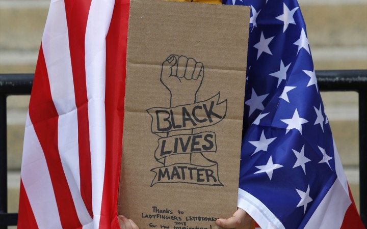 Muž, ktorý zbieral peniaze v mene Black Lives Matter, čelí obvineniu