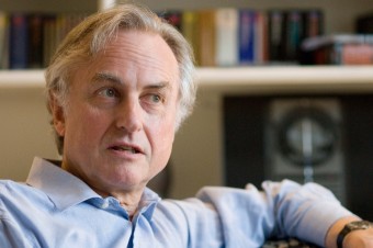 Slávny ateista Richard Dawkins prišiel o ocenenie „Humanista roka 1996“