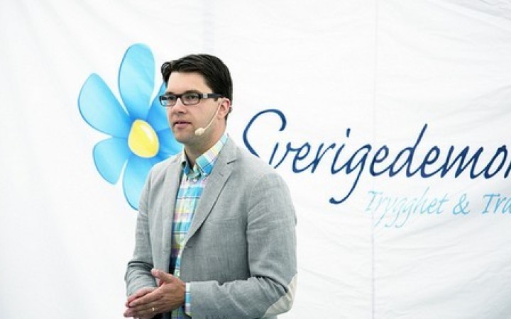 Vo Švédsku rastú populisti. Ako jediní dávajú v téme migrantov alternatívu