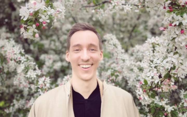 Slovák Andrej Arpáš, ktorý v USA vyštudoval prestížnu Kolumbijskú univerzitu v N