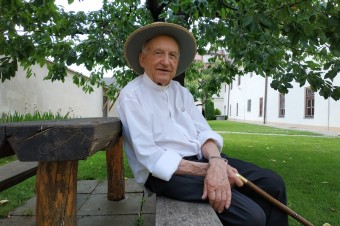 Arcibiskup Tkáč oslávil diamantové jubileum kňazstva