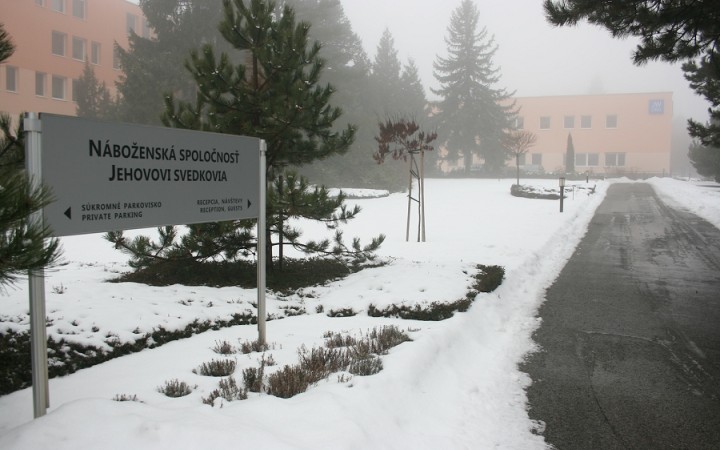 Rusko zakázalo činnosť jehovistov, považuje ich za extrémistov