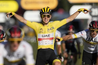 Poslednú etapu ovládol Wout van Aert, titul obhájil Tadej Pogačar