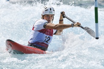 Slovenská vodná slalomárka Monika Škáchová postúpila do finále C1