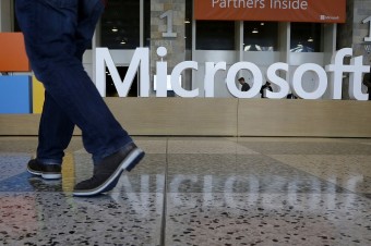 Ako sa Microsoft zabetónoval v našich počítačoch a prečo nás to môže mrzieť