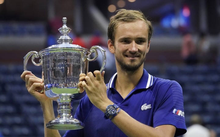 Medvedev zdolal vo finále Djokoviča a získal prvý grandslamový titul