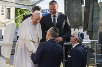 Meno Najvyššieho bolo použité na neopísateľné činy neľudskosti