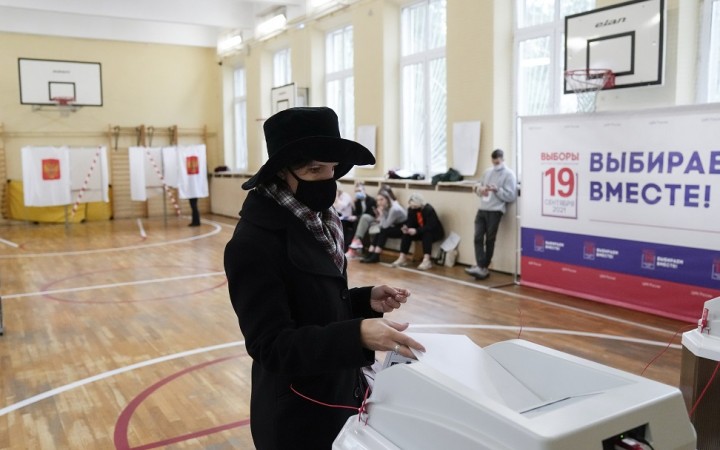 Víťazom volieb do Dumy je Jednotné Rusko