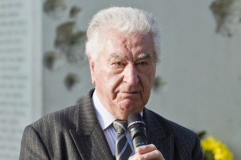Nový asteroid pomenovali po kňazovi Antonovi Srholcovi