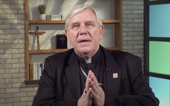 Arcibiskup Listecki upozornil biskupov, že do seminára prijali transrodovú ženu