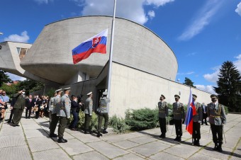 Návrh presunu Múzea SNP do zriaďovateľskej pôsobnosti MO ide do 2. čítania