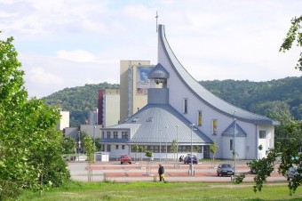 Streľba na kostol pripomenula, že nenávistným prejavom nečelia len menšiny