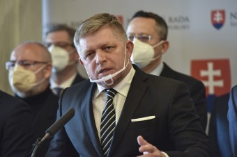 Fica počas dovolenky vykradli. V Grécku prekonal covid a prišiel o 50-tisíc eur