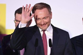 Ministerstvo financií nedávajte liberálnej FDP. Nechce dosť míňať