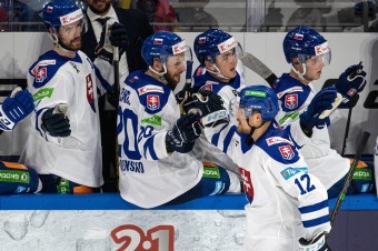 Slovenskí hokejoví reprezentanti zvíťazili v úvodnom zápase Nemeckého pohára v K