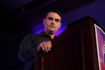 Socialistickí študenti protestujú proti vystúpeniu Bena Shapira na univerzite