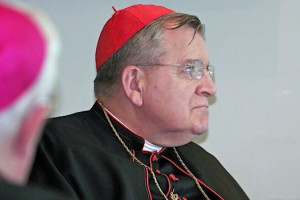 Pápež vracia svojho kritika na top inštitúciu 