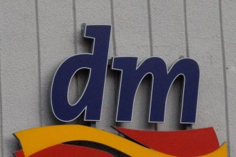 Drogéria dm dostala v Nemecku anticenu, lebo vraj podporuje rodové klišé