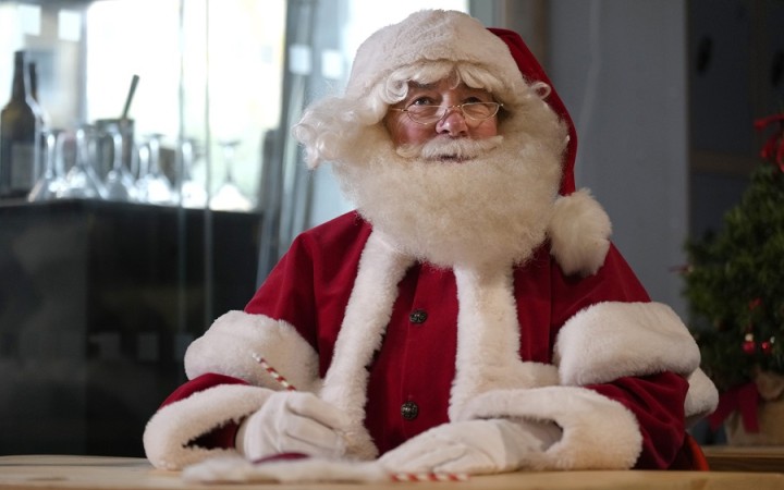 Taliansky biskup povedal deťom, že Santa neexistuje, diecéza sa ospravedlnila