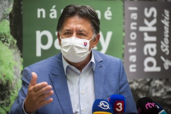 Parlament schválil presun pozemkov do správy ochranárov