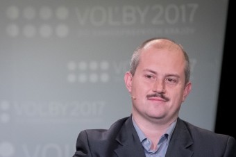 O desať dní sa ukáže, či nálepka fašista funguje
