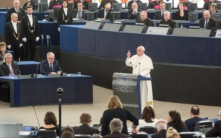 Branislav Škripek o návšteve Svätého Otca v europarlamente