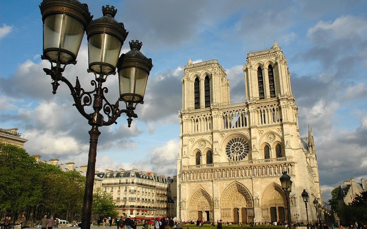 Notre-Dame, rekonštrukcia a le moi