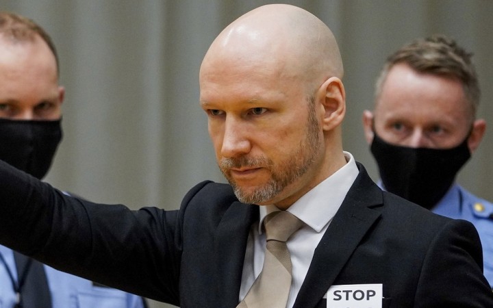 Breivik je rovnako nebezpečný ako v roku 2011, tvrdí súdna psychiatrička